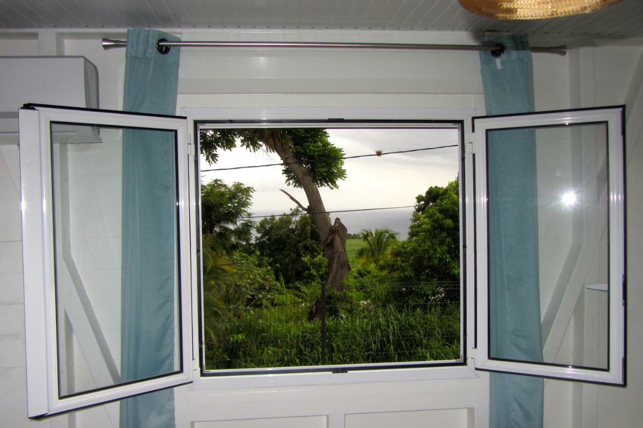 Or Bleu-Bungalow Volcan Soufriere-Vue Sur Mer Saint-Claude Dış mekan fotoğraf