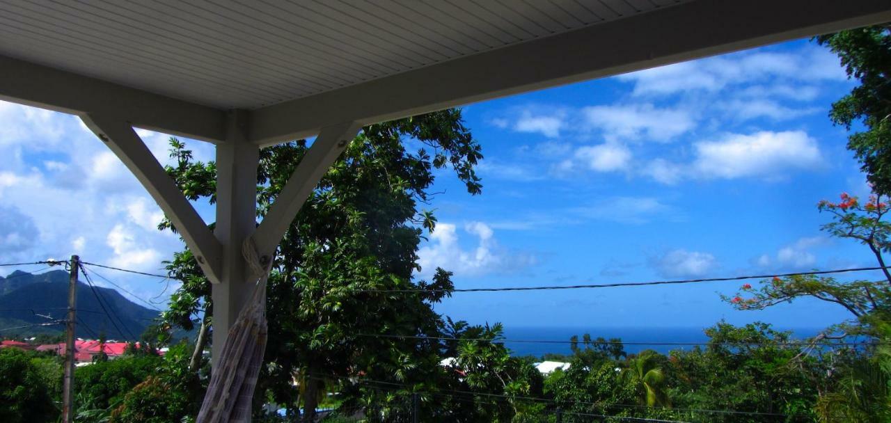 Or Bleu-Bungalow Volcan Soufriere-Vue Sur Mer Saint-Claude Dış mekan fotoğraf